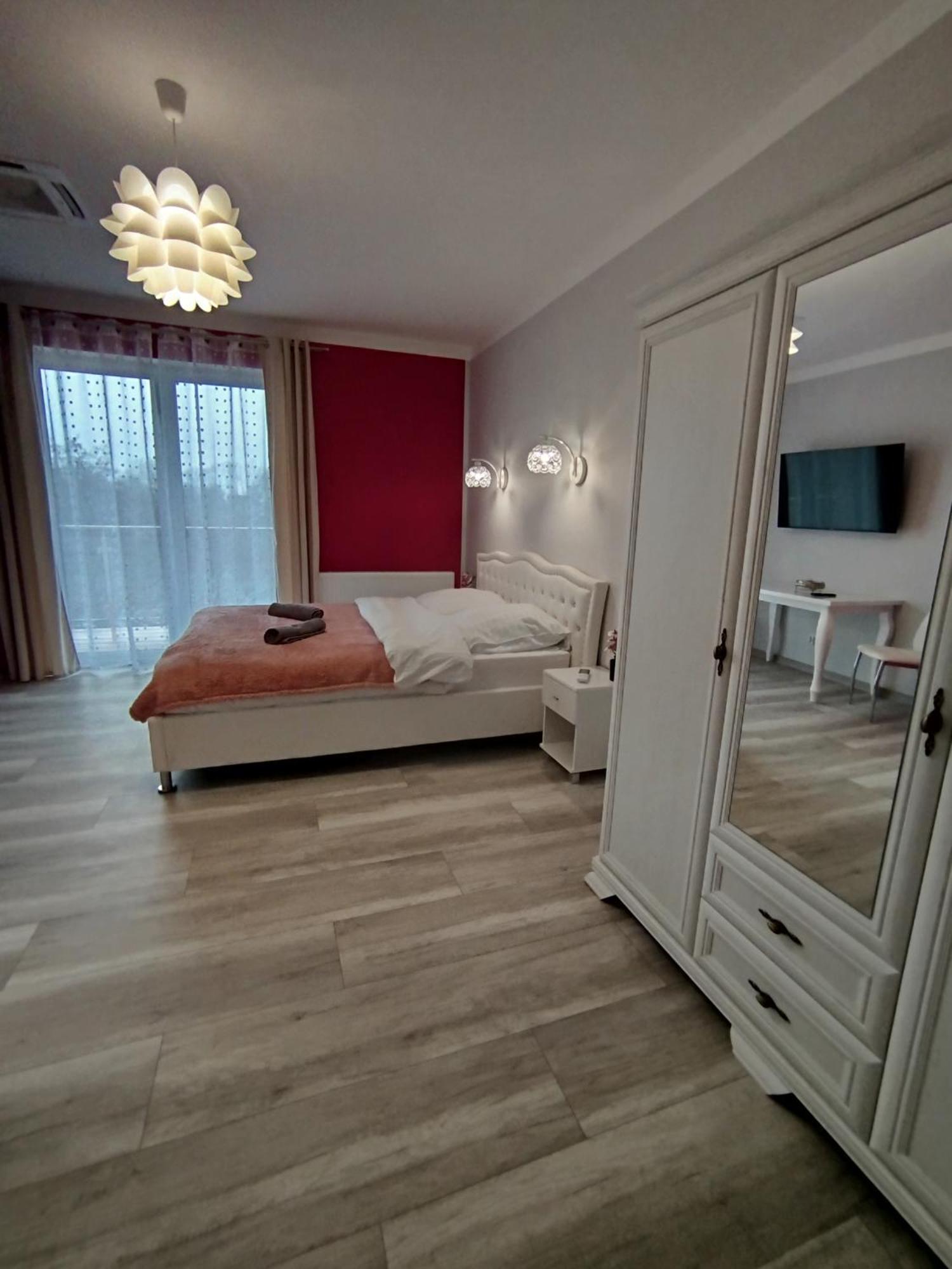 Tropikalna Odnowa Panzió Falkowo Szoba fotó