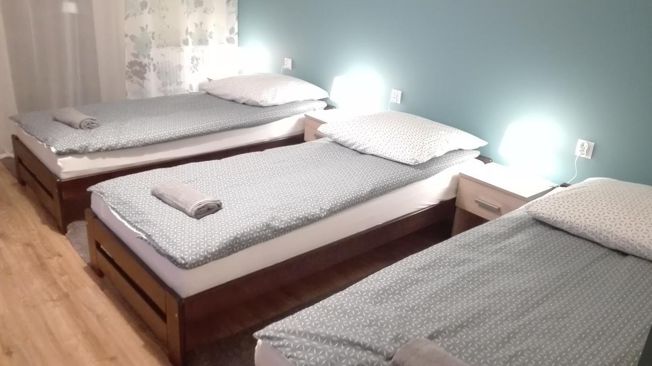 Tropikalna Odnowa Panzió Falkowo Kültér fotó