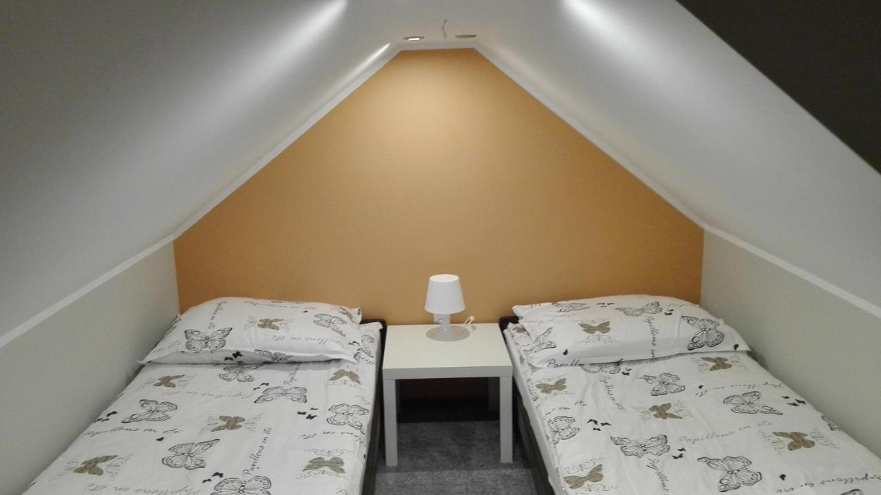 Tropikalna Odnowa Panzió Falkowo Kültér fotó