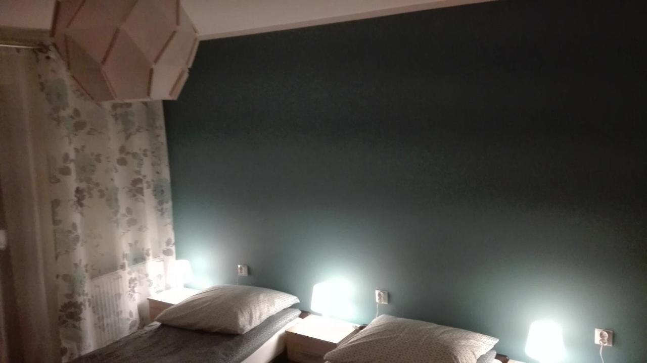 Tropikalna Odnowa Panzió Falkowo Kültér fotó